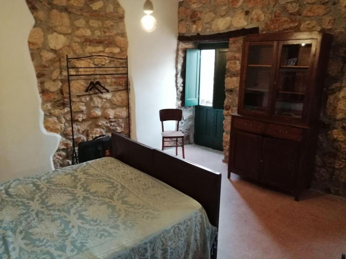 La Casa Di Duilia Bed and Breakfast Fornelli Eksteriør billede